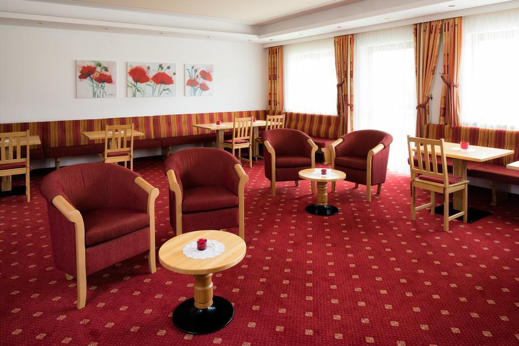 Hotel Forer Ladis Exterior foto