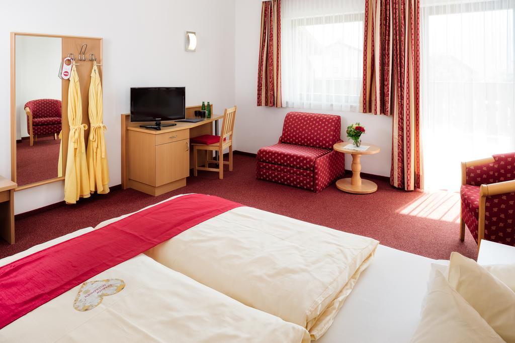 Hotel Forer Ladis Habitación foto