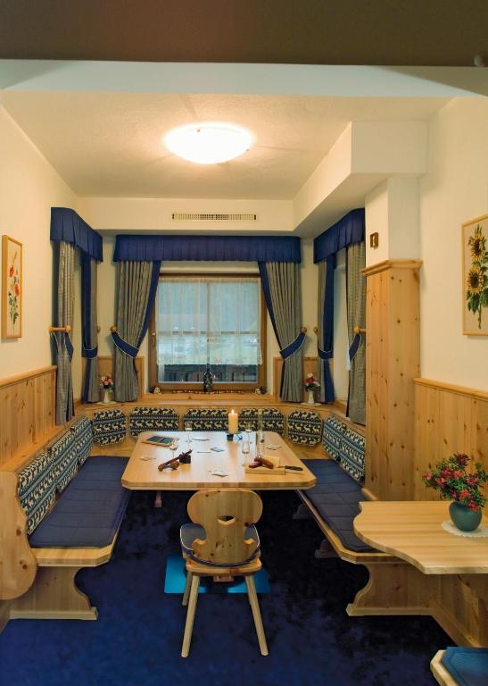 Hotel Forer Ladis Exterior foto